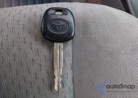 2004 Toyota Camry Le V6 z USA, uszkodzony, nr VIN 4T1BF32K14U074092